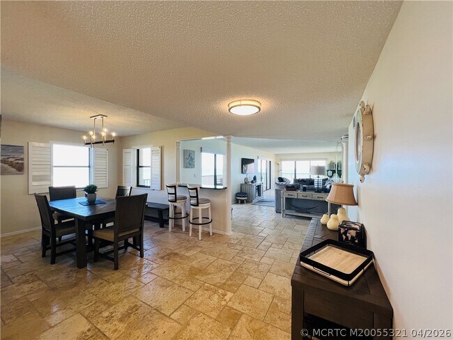 Building Photo - 10044 S Ocean Dr