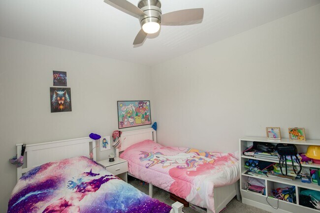 Building Photo - Coming up soon!!!!Centric beautiful proper...