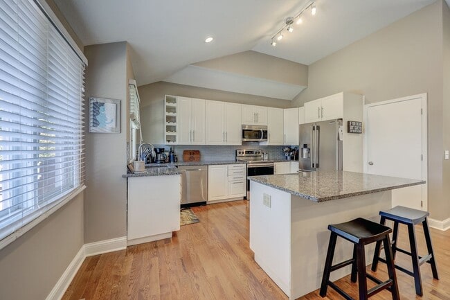 Building Photo - {9534} Updated Nall Hills Home + Two Car Garage + Finished Basement + 3 Full Baths!