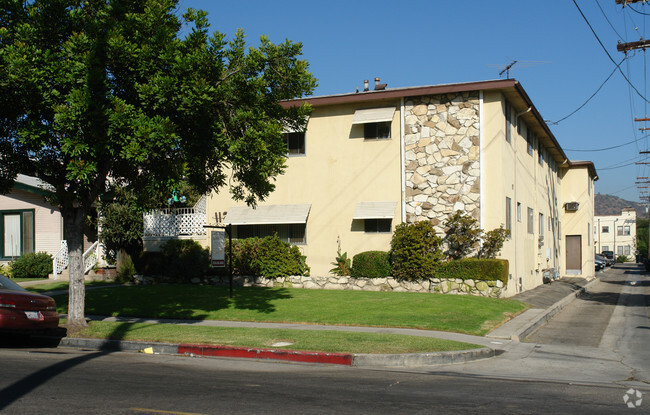 Building Photo - Adams Apartments