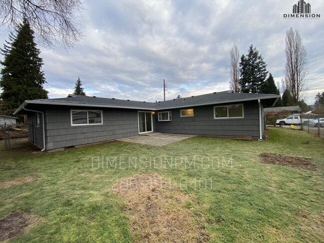 Building Photo - Amazing 4 bed, 2 bath house in Renton. AVAILABLE NOW!