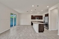 Building Photo - 4764 Eucalyptus Dr