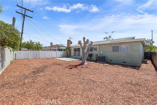 Building Photo - 3605 E Almond Ave