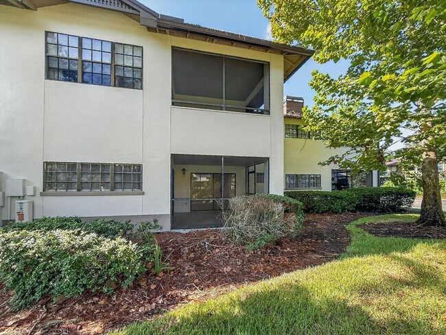 Building Photo - 10150 Belle Rive Blvd