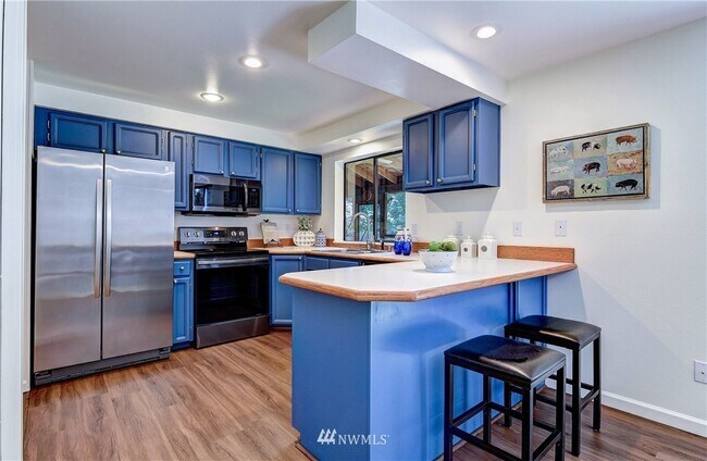 Building Photo - 14319 NE 84th Ct