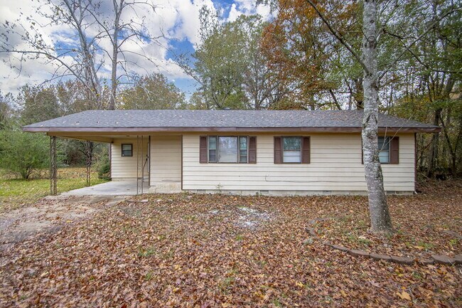 Building Photo - Charming 3-Bedroom Home on a Spacious Lot in Benton, AR – Perfect for Comfortable Living!