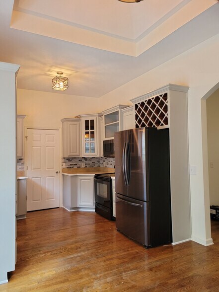 Building Photo - 311 Wyoming Dr