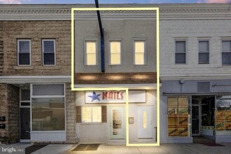 Building Photo - 117 S Pavilion Ave