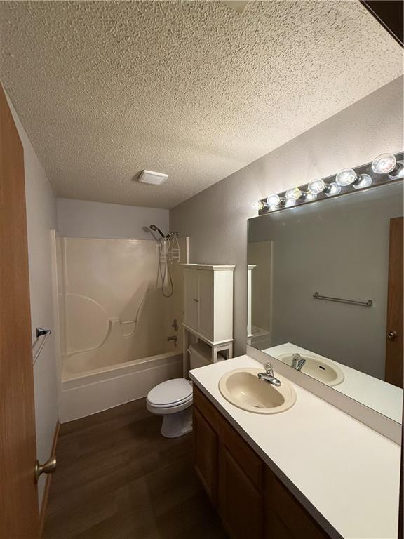 Building Photo - 4310 Nightingale Ln