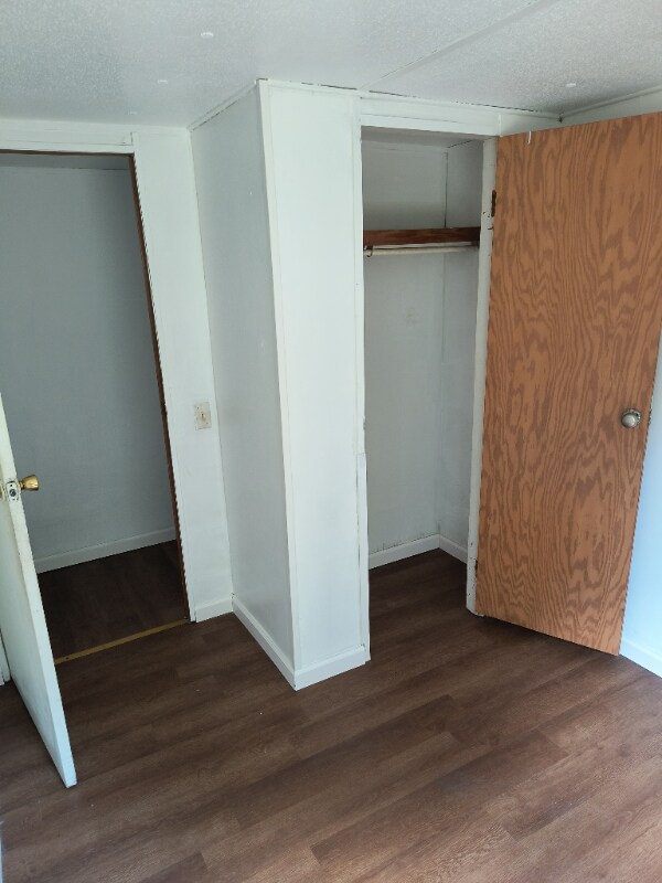 Building Photo - 1284 High Hills Ln
