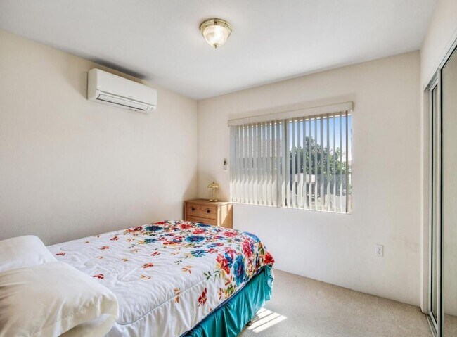 Building Photo - 92-1491-1491 Aliinui Dr
