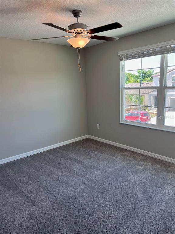Building Photo - 580 Royal Empress Dr
