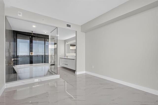 Building Photo - 701 NE 23rd St