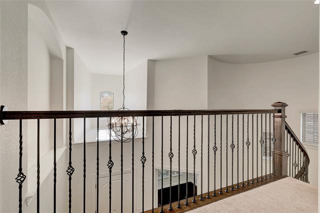 Building Photo - 2850 Sherwood Dr