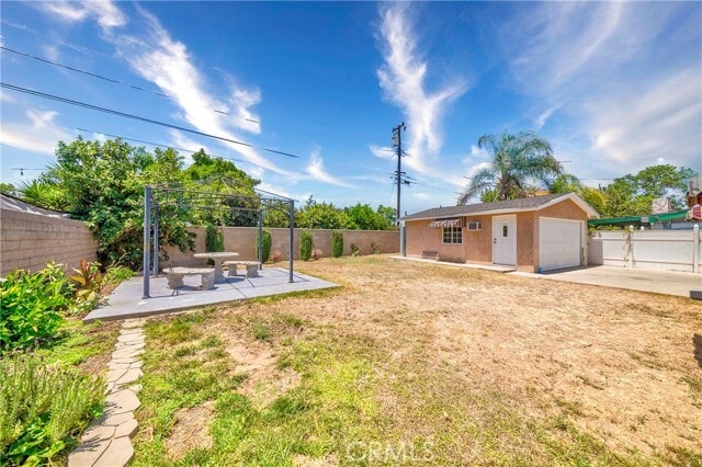 Building Photo - 14621 Dalmatian Ave