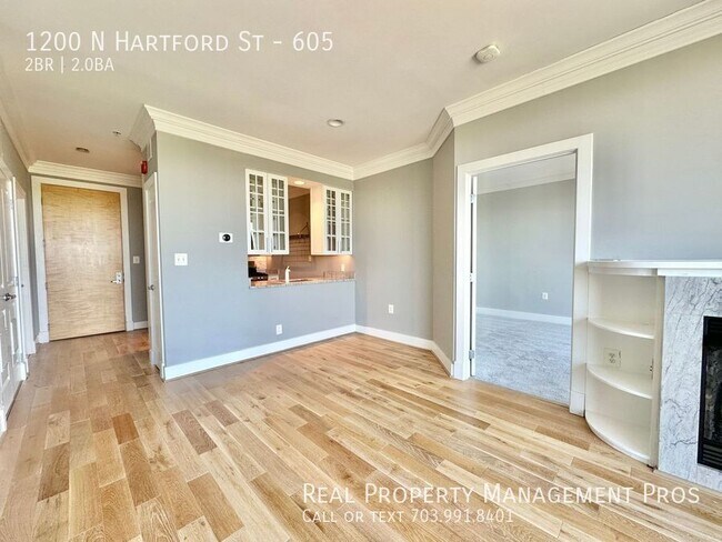 Building Photo - 1200 N Hartford St