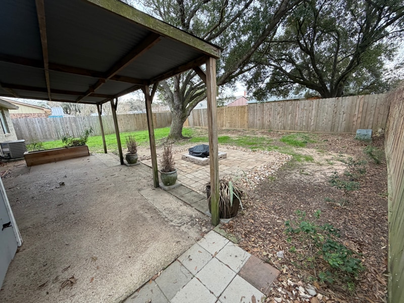 Building Photo - 24307 Rockin 7 Dr