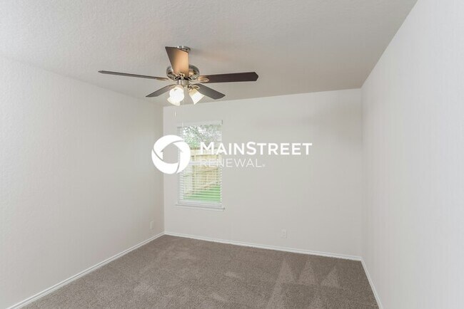 Building Photo - 3 Bedroom Pet-Friendly Home in San Antonio, TX with Main Street Renewal