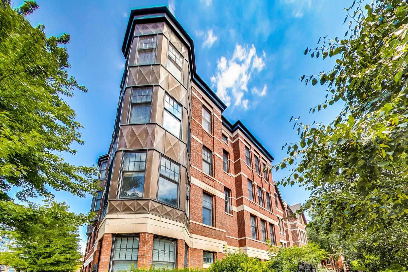 Building Photo - 1449 N Wicker Park Ave
