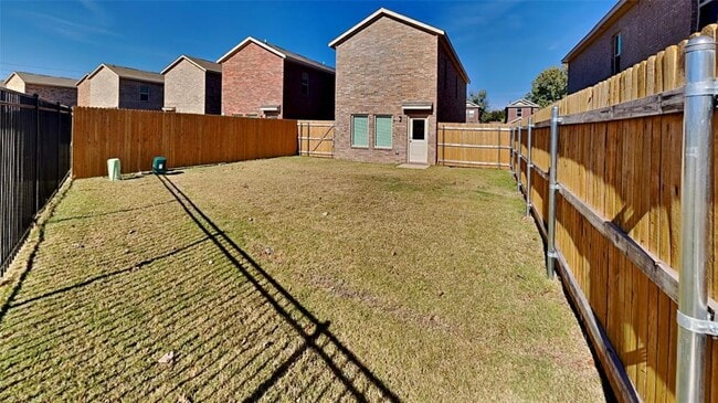 Building Photo - 1840 Wolford Wy