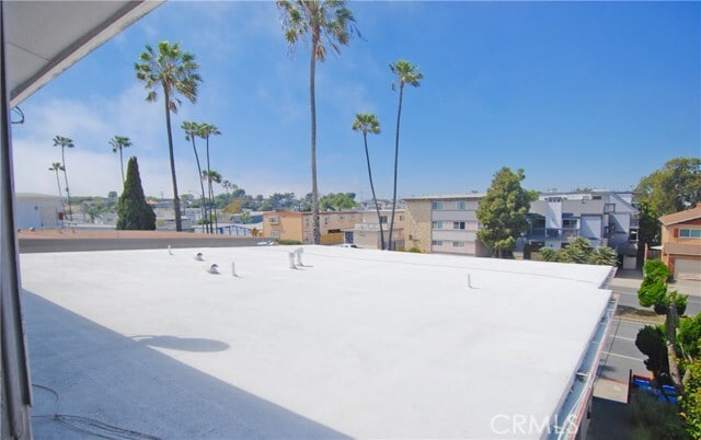 Building Photo - 1446 Manhattan Beach Blvd