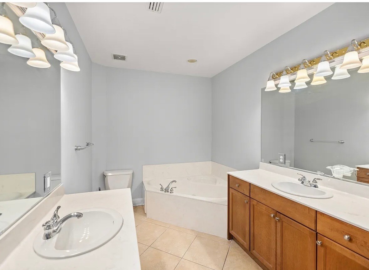 Building Photo - 5 Calhoun Ave