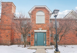 Building Photo - 1374 Cunat Ct