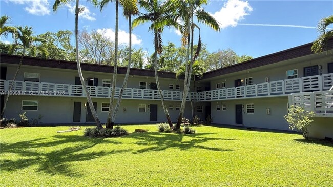 Building Photo - 403 SW 148th Ave