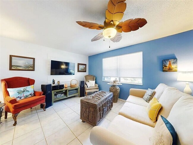 Building Photo - Charming 2-bedroom, 1-bath home