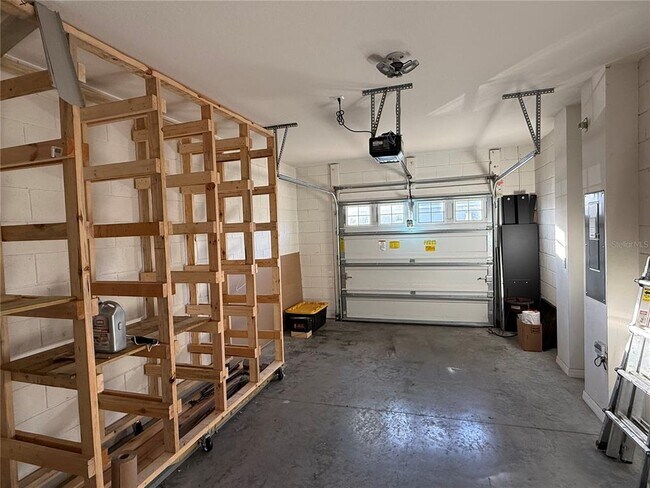 Building Photo - 9443 Cinzel Alley