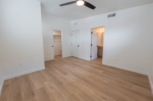 Building Photo - 1300 N Rook Ave