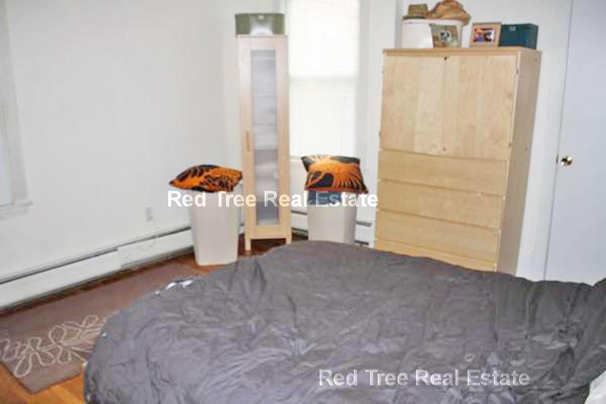 Building Photo - 45 Franklin St