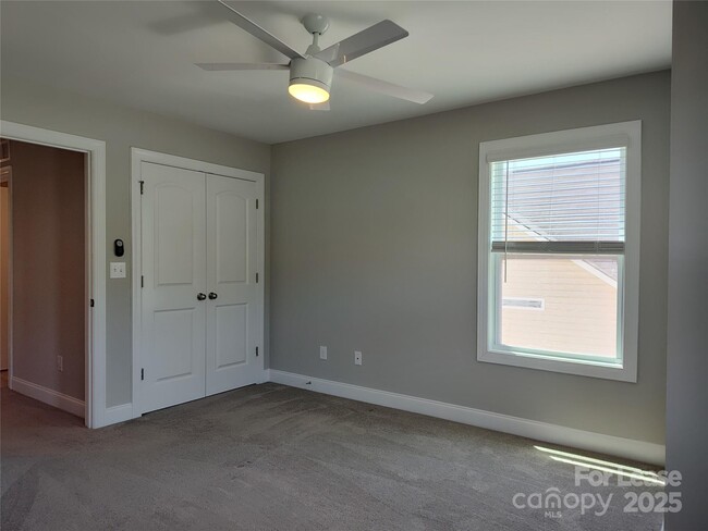 Building Photo - 170 Pine Eagle Dr