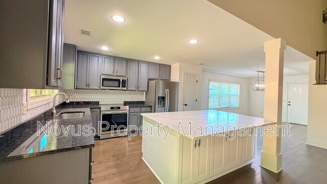 Building Photo - 338 Brookstone Dr