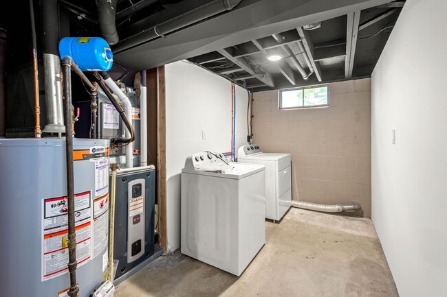 Building Photo - AVAILABLE JULY 1ST! Don't miss this STUNNING & UPDATED 3 bedroom in Baldwin!