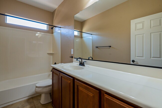 Building Photo - 28315 N Welton Pl