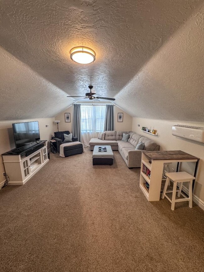 Building Photo - 5483 N Black Sand Ave