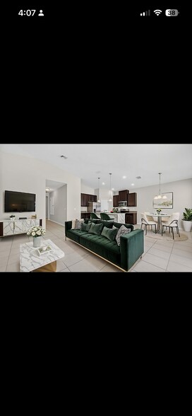 Building Photo - 3263 Olivera Way