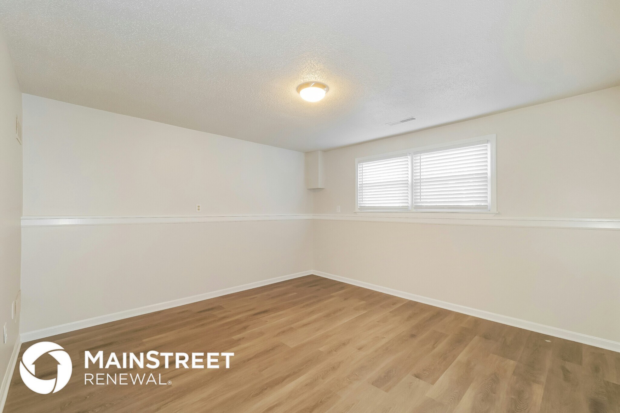 Building Photo - 11301 N Marsh Ave