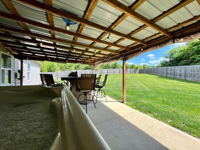 Building Photo - 160 Overbrook Ct
