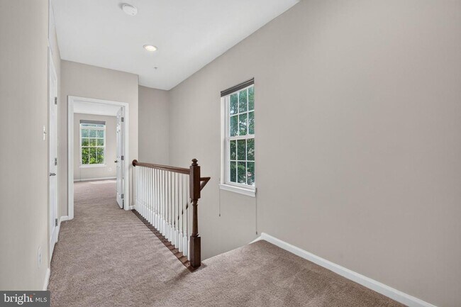 Building Photo - 1303 Cheswick Ln