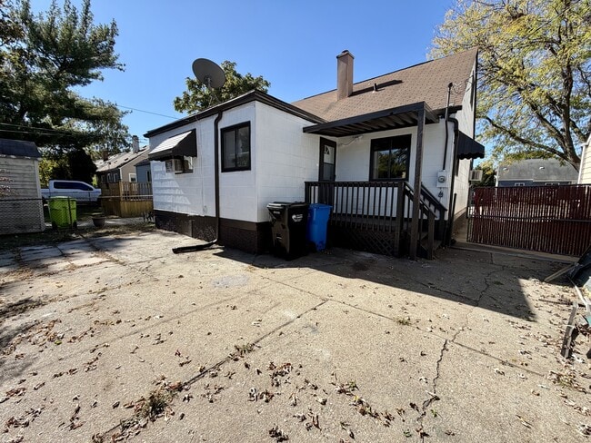Building Photo - 26636 Lorenz St