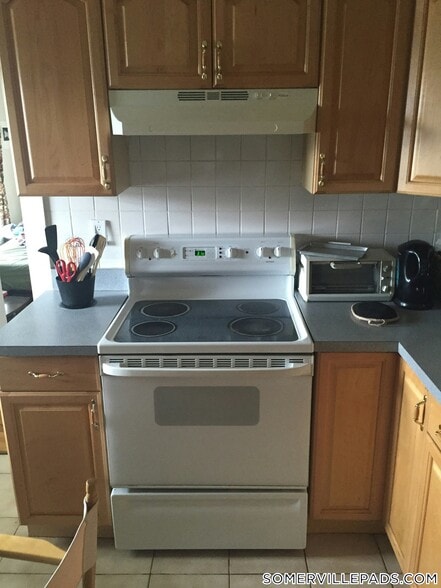 Building Photo - 38 Bond St