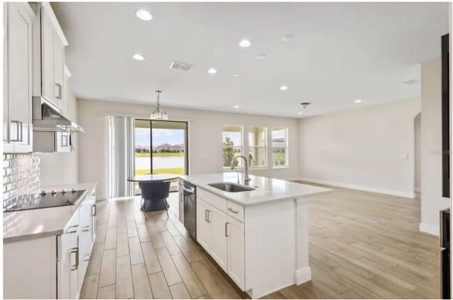 Building Photo - 8887 Sonoma Coast Dr