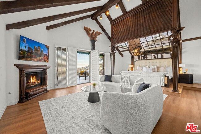 Building Photo - 3722 Alonzo Ave