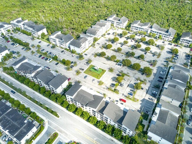 Building Photo - 10574 NW 81st Terrace