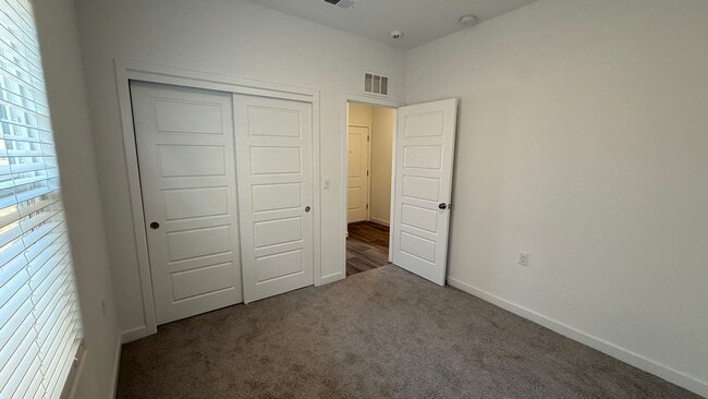 Building Photo - Must See - Spacious 3-Bedroom, 2-Bath Home in Riverstone