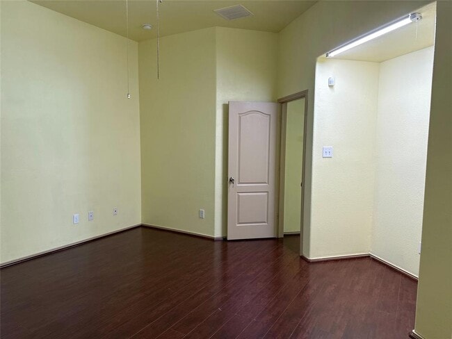 Building Photo - 21214 Colton Cove Dr