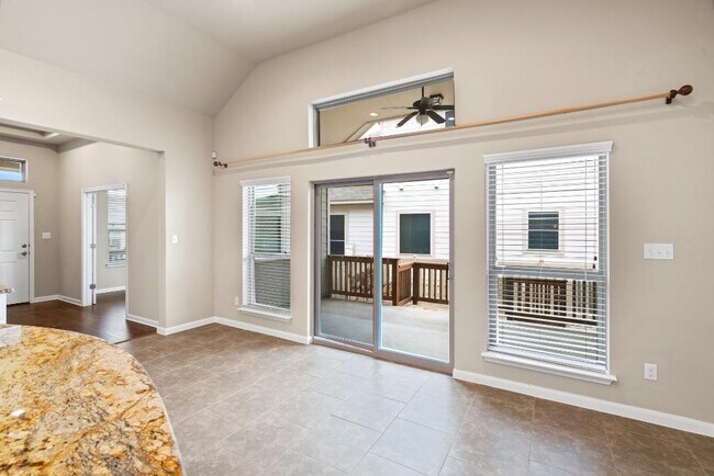 Building Photo - 121 Greene