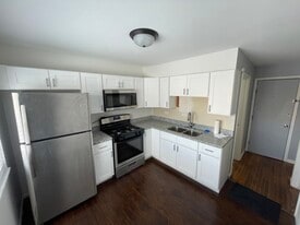 Building Photo - 7204 W 53rd St